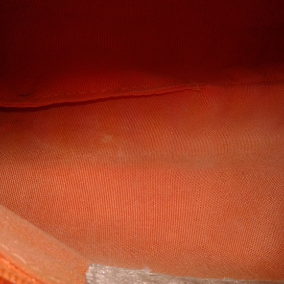 ‼️ FINAL PRICE ‼️🔶️ Nordstrom Barrel Shoulder Bag 🔶️ - Picture 8 of 9